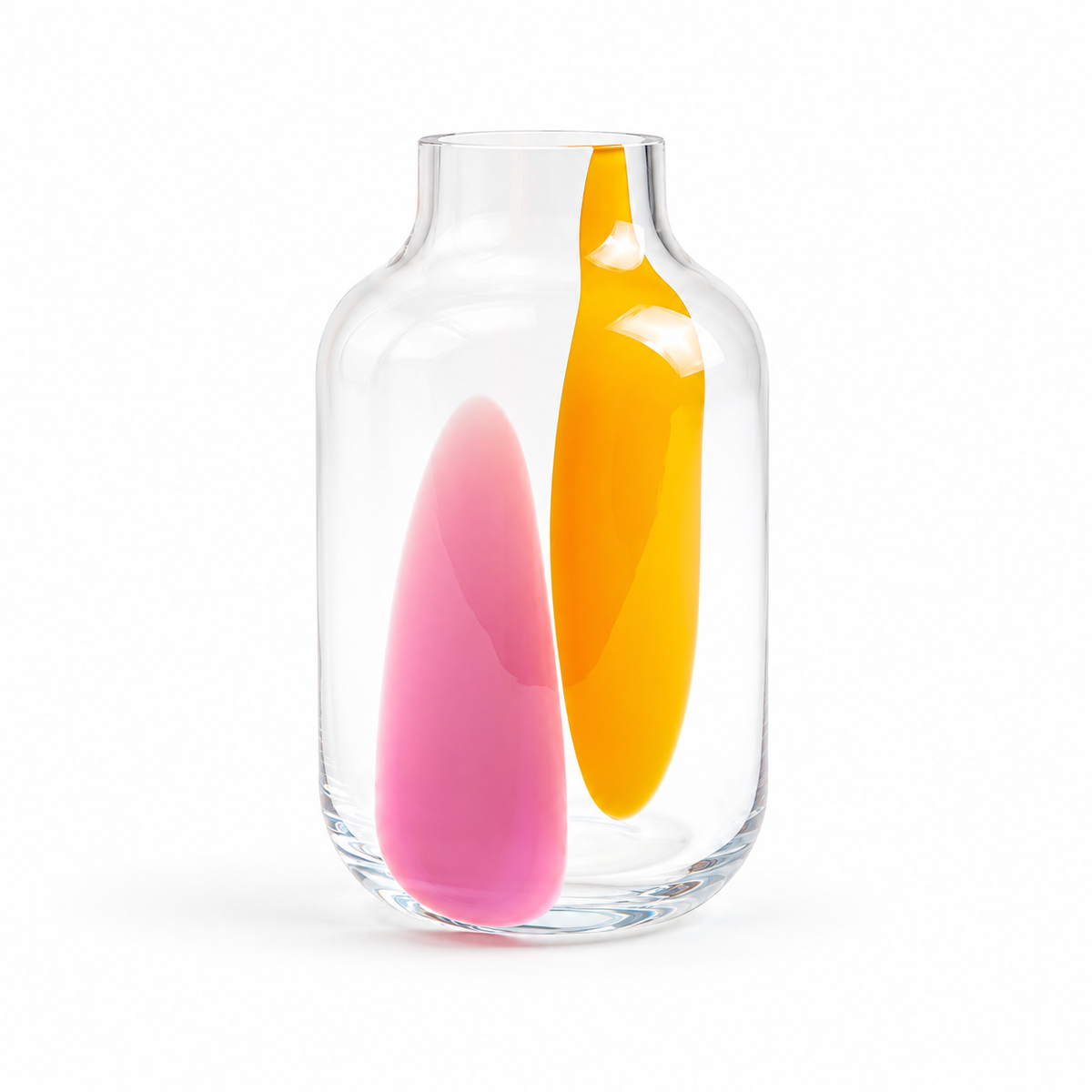 Vaso NUNO M Motel a Miio in vetro trasparente con decorazioni interne rosa e giallo-arancione, alto 21 cm, su fondo bianco.