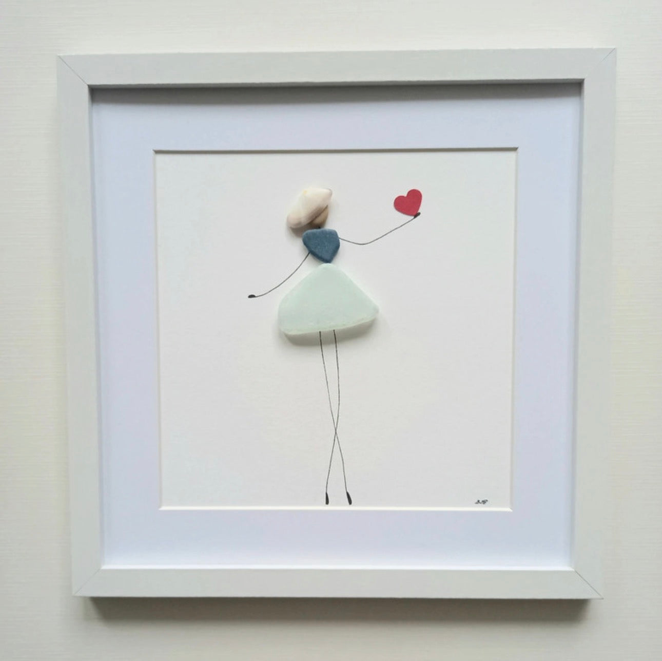 Quadro in vetro di mare donna col cuore rosso, 22x22 cm, opera di Benedicte Jason