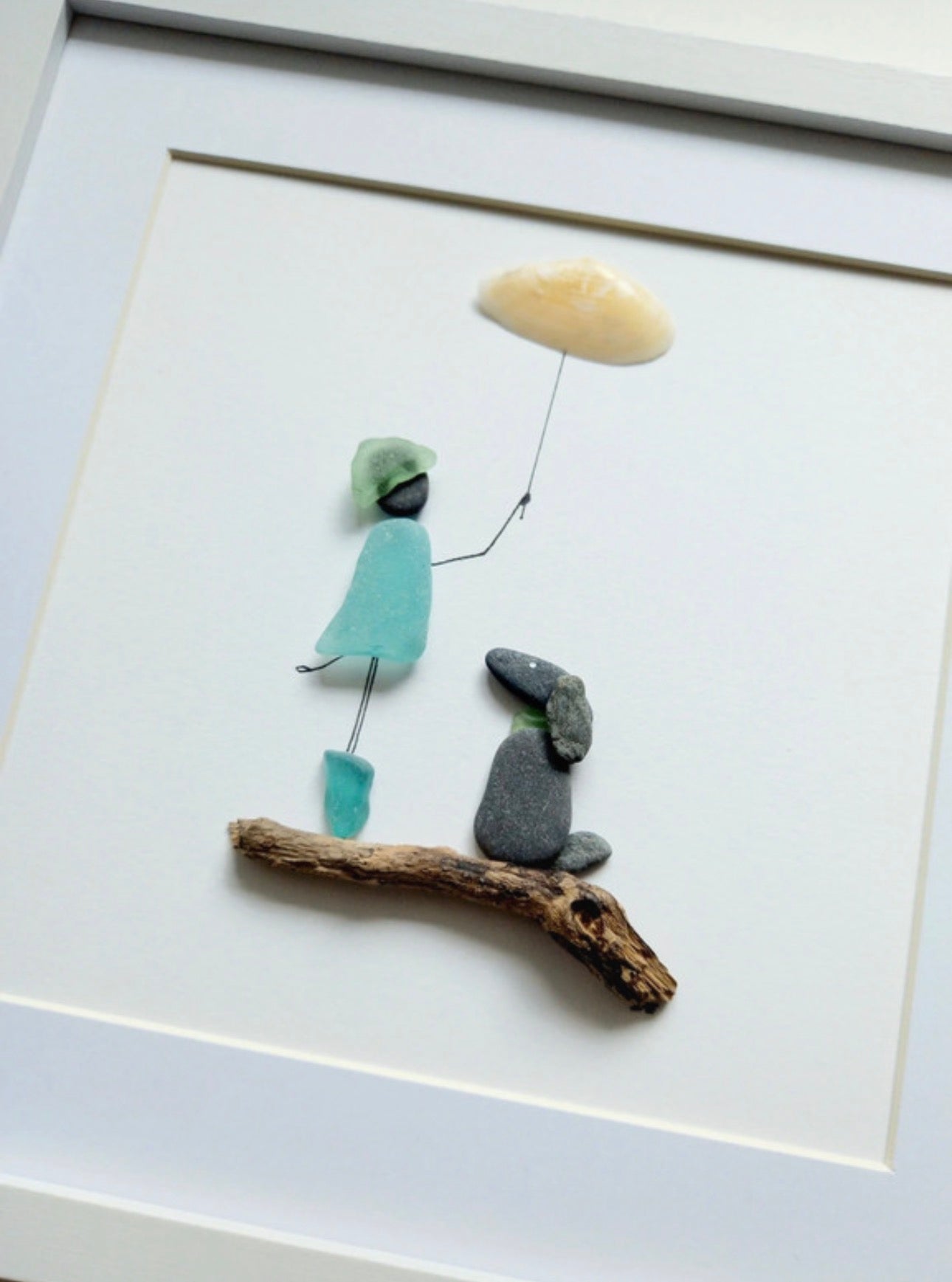 Quadro in vetro di mare bambina col cane, 22x22 cm, vista laterale