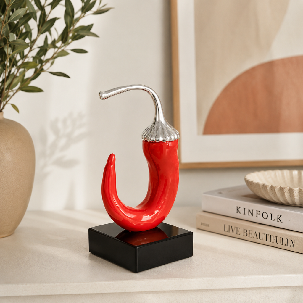 Scultura Peperoncino rosso e argento Sequenze, vista dall’alto