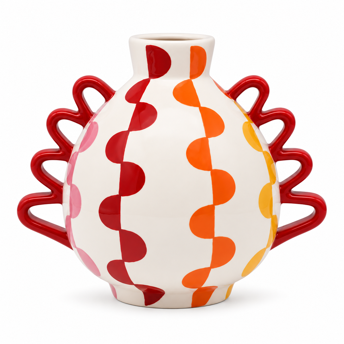 Vaso Manolo Groovy Grids di Qué Rico in ceramica bianca lucida, con decorazioni rosse, arancioni, rosa e gialle e manici ad anello rossi, su fondo bianco.